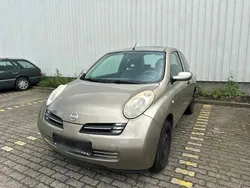 Gold Gebraucht 2003 Nissan Micra Kleinwagen | 699 €
