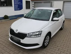 Weiß Gebraucht 2018 Skoda Fabia Active Limousine | 8.990 € (Fairer Preis)