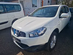 Weiß Gebraucht 2011 Nissan Qashqai Acenta SUV | 7.900 € (Fairer Preis)