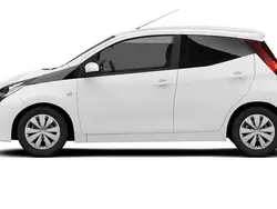 Schwarz Gebraucht 2022 Toyota Aygo Play Kleinwagen | 13.890 € (Guter Preis)