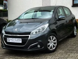 Grau Gebraucht 2017 Peugeot 208 Active Kleinwagen | 6.580 € (Fairer Preis)