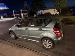 Grau Gebraucht 2005 Mercedes A200 Elegance Van / Kleinbus | 1.200 € (Superpreis)