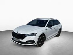 Moon weiss perleffekt Gebraucht 2024 Skoda Octavia SportLine Limousine | 30.880 € (Superpreis)