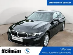 Schwarz uni Gebraucht 2023 BMW 318 Shadowline Limousine | 30.290 € (Guter Preis)