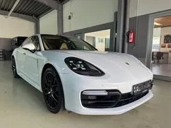 Weiß Gebraucht 2017 Porsche Panamera 4S Sport Limousine | 67.800 € (Etwas zu teuer)