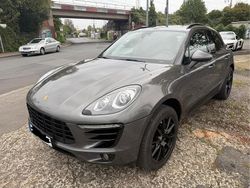 Grau Gebraucht 2014 Porsche Macan S SUV | 32.400 € (Fairer Preis)