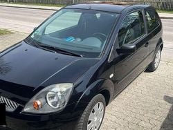 Schwarz Gebraucht 2008 Ford Fiesta Kleinwagen | 990 € (Superpreis)