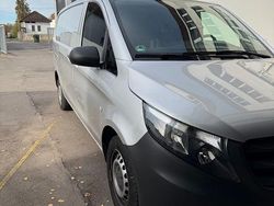 Silber Gebraucht 2020 Mercedes Vito | 17.900 €