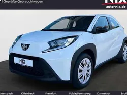 Schneeweiß Neu 2024 Toyota Aygo Play Kleinwagen | 16.780 €