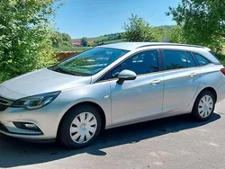 Silber Gebraucht 2018 Opel Astra Business Kombi | 10.500 € (Fairer Preis)