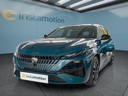 Blau Neu 2025 Peugeot 308 Kleinwagen | 31.299 € (Etwas zu teuer)
