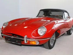 Rot Gebraucht 1966 Jaguar E-Type Cabrio | 98.000 €
