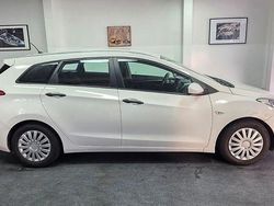 Weiß Gebraucht 2013 Hyundai i30 Kombi | 4.990 € (Fairer Preis)