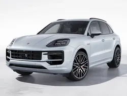 Dolomitsilbermetallic Gebraucht 2024 Porsche Cayenne S E-Hybrid Sport SUV | 119.790 € (Teuer)