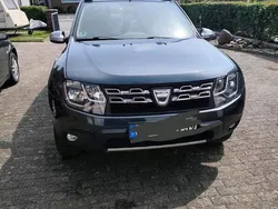 Schwarz Gebraucht 2016 Dacia Duster Prestige SUV | 7.400 € (Fairer Preis)