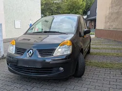 Schwarz Gebraucht 2005 Renault Modus Van / Kleinbus | 600 € (Guter Preis)
