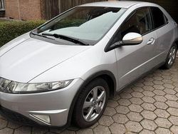Grau Gebraucht 2006 Honda Civic Kleinwagen | 3.499 €