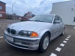 Silber Gebraucht 1998 BMW 320 Limousine | 2.899 € (Fairer Preis)