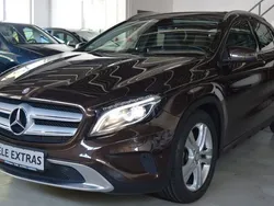 Braun Gebraucht 2015 Mercedes GLA200 Urban SUV | 17.500 € (Guter Preis)
