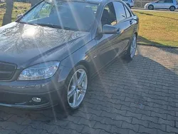 Grau Gebraucht 2009 Mercedes 200 Limousine | 9.900 €