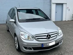 Silber Gebraucht 2006 Mercedes B150 Van / Kleinbus | 4.690 € (Teuer)
