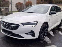 Jade weiß Gebraucht 2022 Opel Insignia Business Kombi | 11.690 € (Fairer Preis)