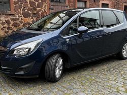 Blau Gebraucht 2012 Opel Meriva Van / Kleinbus | 5.300 € (Fairer Preis)