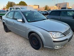 Silber Gebraucht 2006 Ford Mondeo Futura Limousine | 800 € (Superpreis)