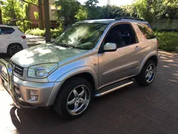 Silber Gebraucht 2001 Toyota RAV4 SUV | 5.900 € (Fairer Preis)