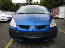 Blau Gebraucht 2008 Mitsubishi Colt Inform Limousine | 1.950 € (Etwas zu teuer)