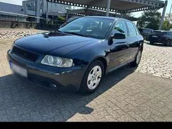 Blau Gebraucht 2001 Audi A3 Ambition Limousine | 1.400 € (Fairer Preis)