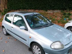Silber Gebraucht 1998 Renault Clio II Kleinwagen | 650 € (Guter Preis)