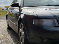 Blau Gebraucht 2001 Audi A4 Kombi | 1.999 €