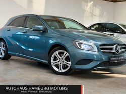 Blau Gebraucht 2013 Mercedes A200 Urban Limousine | 11.990 € (Fairer Preis)