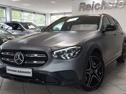 Grau Gebraucht 2022 Mercedes E400 Kombi | 52.980 € (Teuer)