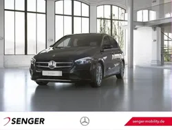 Schwarz Gebraucht 2019 Mercedes B180 Progressive Van / Kleinbus | 21.440 € (Fairer Preis)