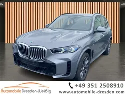 Skyscraper grau metallic Gebraucht 2024 BMW X5 Sport Line SUV | 78.980 €