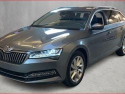 Graphitegrau metallic Gebraucht 2023 Skoda Superb Style Kombi | 32.890 € (Etwas zu teuer)