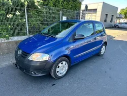 Blau Gebraucht 2011 VW Fox Basis Kleinwagen | 1.900 € (Fairer Preis)