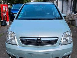 Silber Gebraucht 2009 Opel Meriva Van / Kleinbus | 1.590 € (Guter Preis)