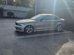 Silber Gebraucht 2009 BMW 125 Coupé Coupé | 12.999 € (Fairer Preis)
