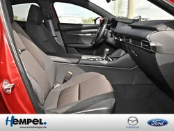 Schwarz / jet black Gebraucht 2018 Mazda 3 Exclusive-Line Limousine | 31.890 €