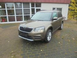 Braun Gebraucht 2015 Skoda Yeti Active SUV | 10.990 € (Fairer Preis)