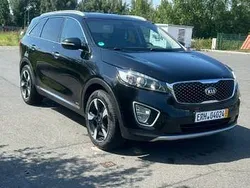 Schwarz Gebraucht 2015 Kia Sorento Spirit SUV | 12.100 € (Fairer Preis)