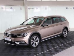 Gold Gebraucht 2016 VW Passat Limousine | 21.980 €