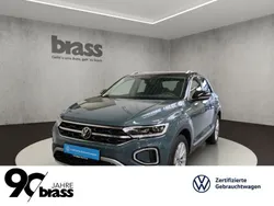Blau Gebraucht 2024 VW T-Roc Style SUV | 36.600 € (Etwas zu teuer)