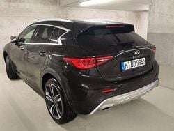 Schwarz Gebraucht 2019 Infiniti QX30 Luxe SUV | 22.600 €