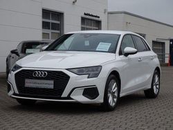 Ibisweiß Gebraucht 2023 Audi A3 Sportback Basis Kleinwagen | 27.445 € (Fairer Preis)