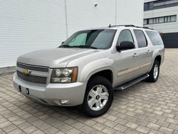 Grau Gebraucht 2008 Chevrolet Suburban LT SUV | 14.900 €