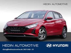 Rot Neu 2025 Hyundai i20 Trend Limousine | 20.970 € (Guter Preis)